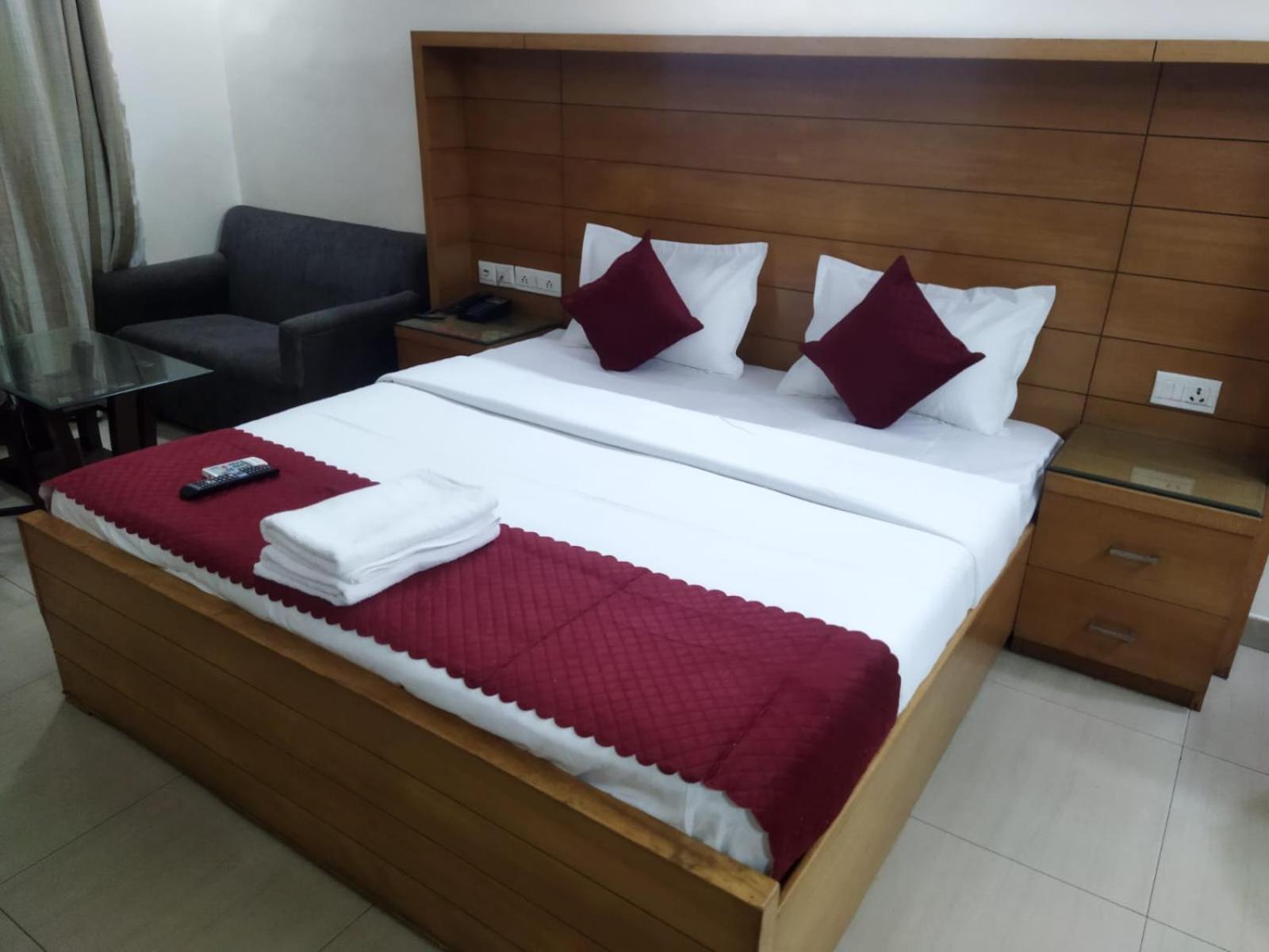 Hotel Signature Plaza Neu-Delhi Exterior foto
